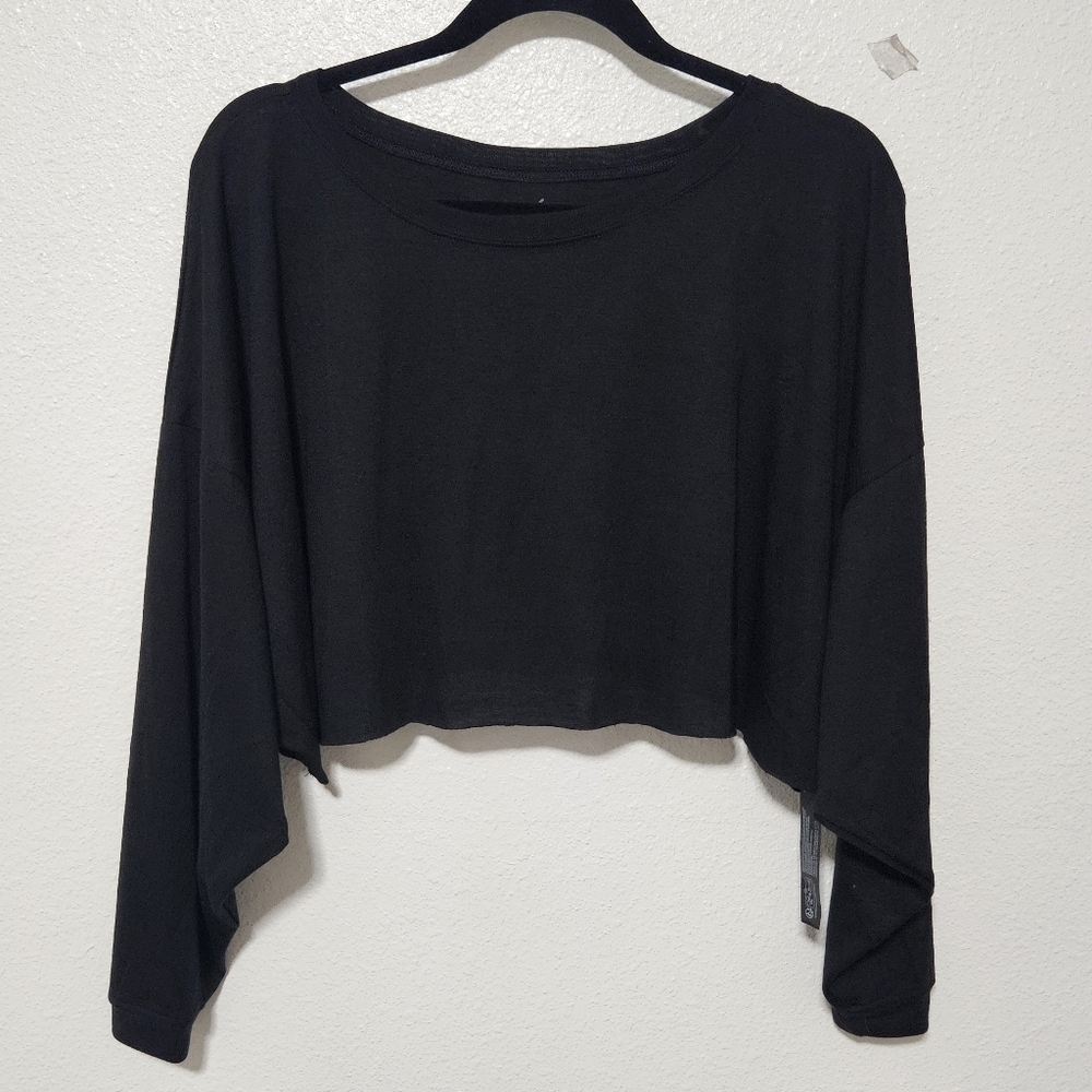 NWOT Out From Under cropped top raw hem size xs oversized